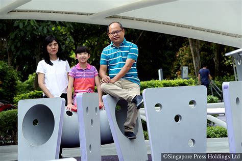 chloe chua parents photos.